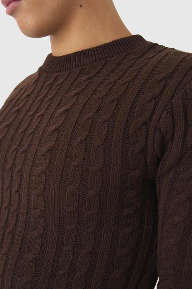 Sale boohooMAN Muscle Fit Cable Knit Jumper chocolate
