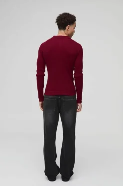Best boohooMAN Muscle Fit Ribbed Button Neck Knitted Polo burgundy