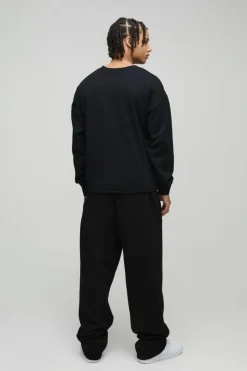 Online boohooMAN Oversized Aaliyah Raw Hem License Print Sweatshirt black