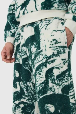 Hot boohooMAN Oversized Borg Gothic Print Cuffed Jogger ecru