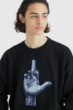 Hot boohooMAN Oversized Boxy Badge Detail Brushed Jumper black
