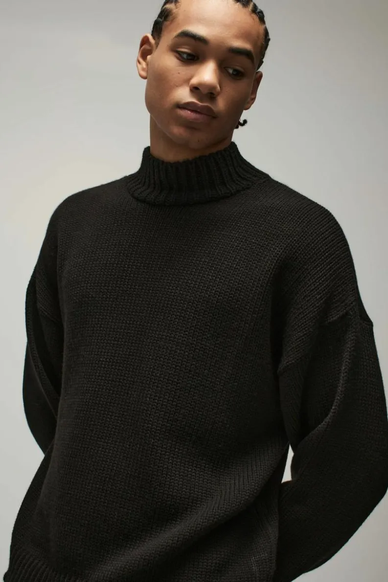 Hot boohooMAN Oversized Boxy Dropped Shoulder Funnel Neck Knitted Jumper black