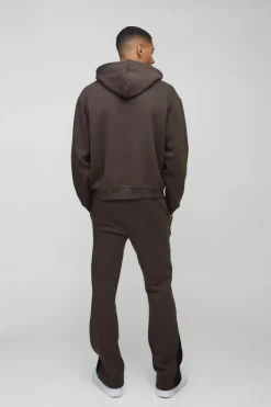 Store boohooMAN Oversized Boxy Graffiti 13 Varsity Zip Through Hooded Tracksuit chocolate