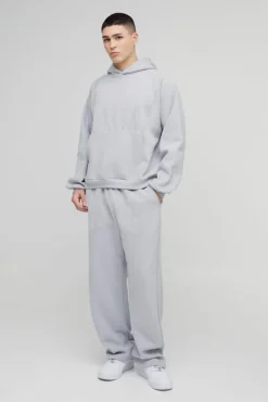 Store boohooMAN Oversized Boxy Homme Flock Print Raglan Hooded Tracksuit grey