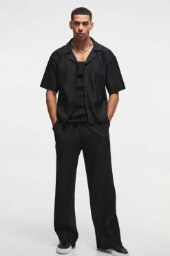 Flash Sale boohooMAN Oversized Boxy Shirt & Straight Pleated Trouser Set black