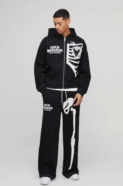 Store boohooMAN Oversized Boxy Skeleton Puff Print Contrast Stitch Zip Through Hooded Tracksuit black
