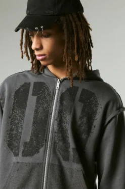 Store boohooMAN Oversized Boxy Varsity Raw Edge Zip Through Loopback Hoodie charcoal