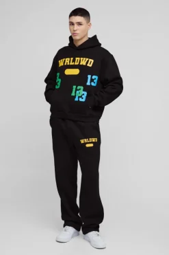 Fashion boohooMAN Oversized Boxy Worldwide 13 Embroidered Varsity Tracksuit black