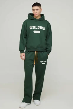 Store boohooMAN Oversized Boxy Worldwide Hooded Tracksuit forest