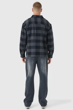 Store boohooMAN Oversized Checkerboard Shirt black