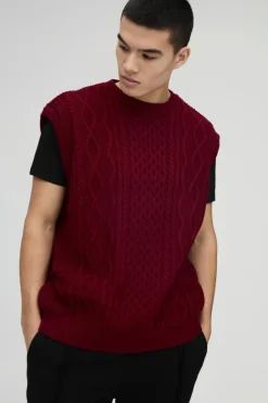 Best Sale boohooMAN Oversized Crew Neck Cable Knitted Vest burgundy