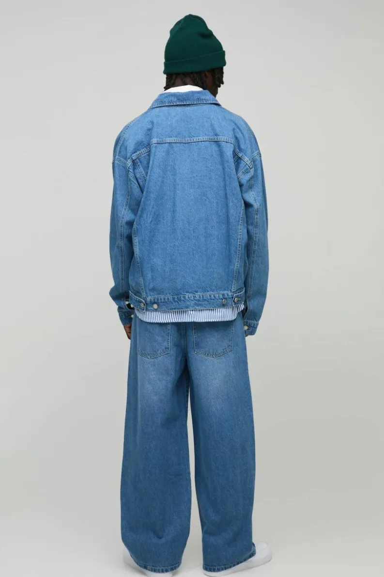 Online boohooMAN Oversized Denim Jacket light wash