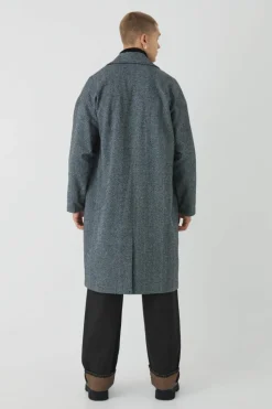 Outlet boohooMAN Oversized Drop Shoulder Herringbone Overcoat In grey