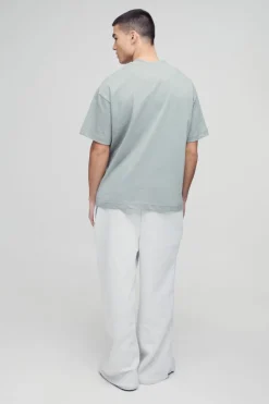 New boohooMAN Oversized Heavy Extended Jacquard Neck T-shirt olive