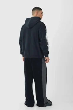 Sale boohooMAN Oversized Loopback Raw Seams Worldwide Printed Hoodie black