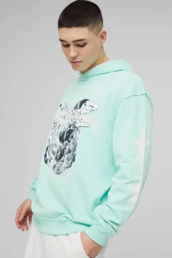 Store boohooMAN Oversized Loopback Raw Seams Worldwide Printed Hoodie turquoise