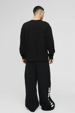 Best Sale boohooMAN Oversized Misfits Band License Print Sweatshirt black