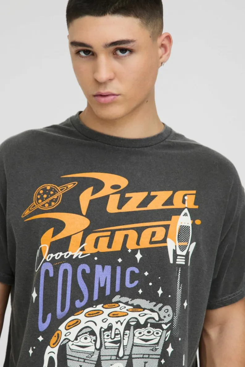 Best Sale boohooMAN Oversized Pixar Toy Story Aliens Wash License Print T-Shirt charcoal