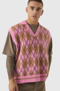 Hot boohooMAN Oversized V Neck Argyle Fluffy Knit Vest light pink