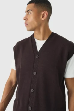 New boohooMAN Oversized V Neck Button Through Knitted Vest chocolate