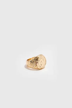 Flash Sale boohooMAN 2 Pack Signet Rings In gold
