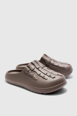 Sale boohooMAN Perforated Skeleton Moulded Mule brown