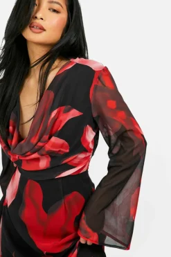 Discount boohoo Petite Bold Floral Cowl Detail Maxi Dress red