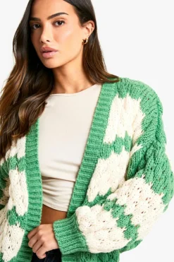 Fashion boohoo Petite Stripe Bubble Knit Chunky Cardigan green