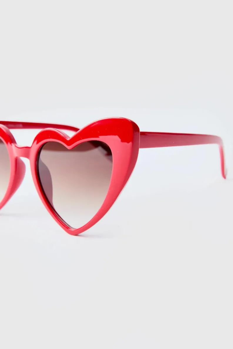 Best boohooMAN Plastic Heart Sunglasses red