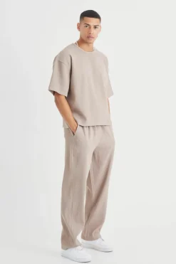 Hot boohooMAN Pleated Oversized Boxy T-shirt & Trouser mocha