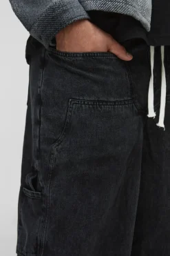 Clearance boohooMAN Plus Acid Wash Parachute Fit Elasticated Waist Carpenter Trousers washed black