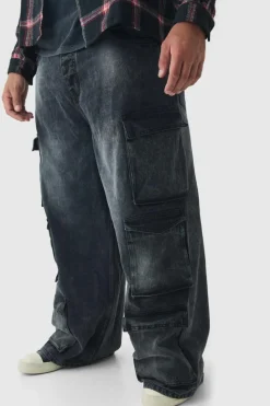 New boohooMAN Plus Baggy Fit Washed Multi Pocket Cargo Jeans washed black