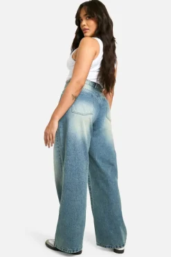 Best Sale boohoo Plus Basics High Waisted Boyfriend Jeans ice blue