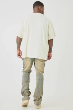 Store boohooMAN Plus Distressed Stretch Skinny Flared Jeans bleach wash