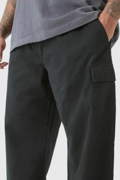 Online boohooMAN Plus Elasticated Waist Relaxed Fit Cargo Trousers black