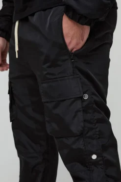 Cheap boohooMAN Plus Elasticated Waist Slim Flare Stacked Cargo Trousers black