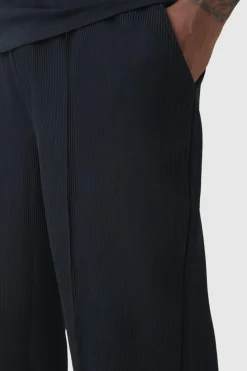 Best Sale boohooMAN Plus Elastic Waist Relaxed Fit Pleated Trouser black