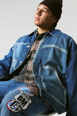 Best boohooMAN Plus Extreme Applique Oversized Denim Jacket mid wash