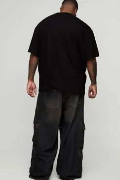 Store boohooMAN Plus Extreme Baggy Tined Multi Pocket Cargo Jeans petrol