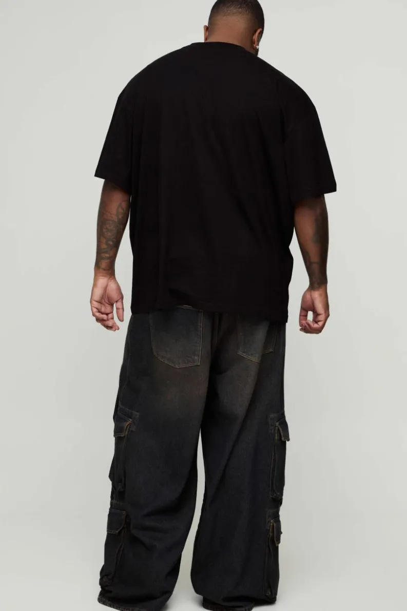 Store boohooMAN Plus Extreme Baggy Tined Multi Pocket Cargo Jeans petrol