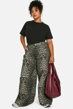 Fashion boohoo PLUS EXTREME WIDE LEG JEAN leopard