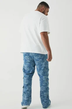 Store boohooMAN Plus Floral Jacquard Multi Cargo Flared Jeans mid blue