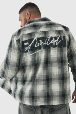 Store boohooMAN Plus Limited Edition Regular Fit Checked Shirt black