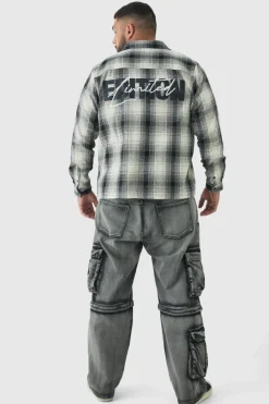 Store boohooMAN Plus Limited Edition Regular Fit Checked Shirt black