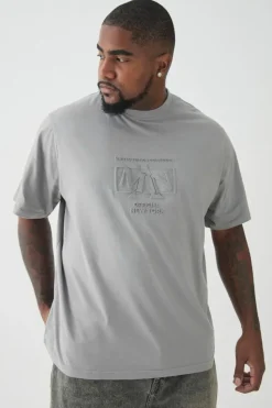 Store boohooMAN Plus MAN Moto Debossed T-shirt charcoal