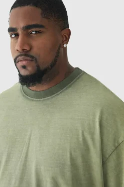 Clearance boohooMAN Plus Oversized Acid Wash T-Shirt khaki