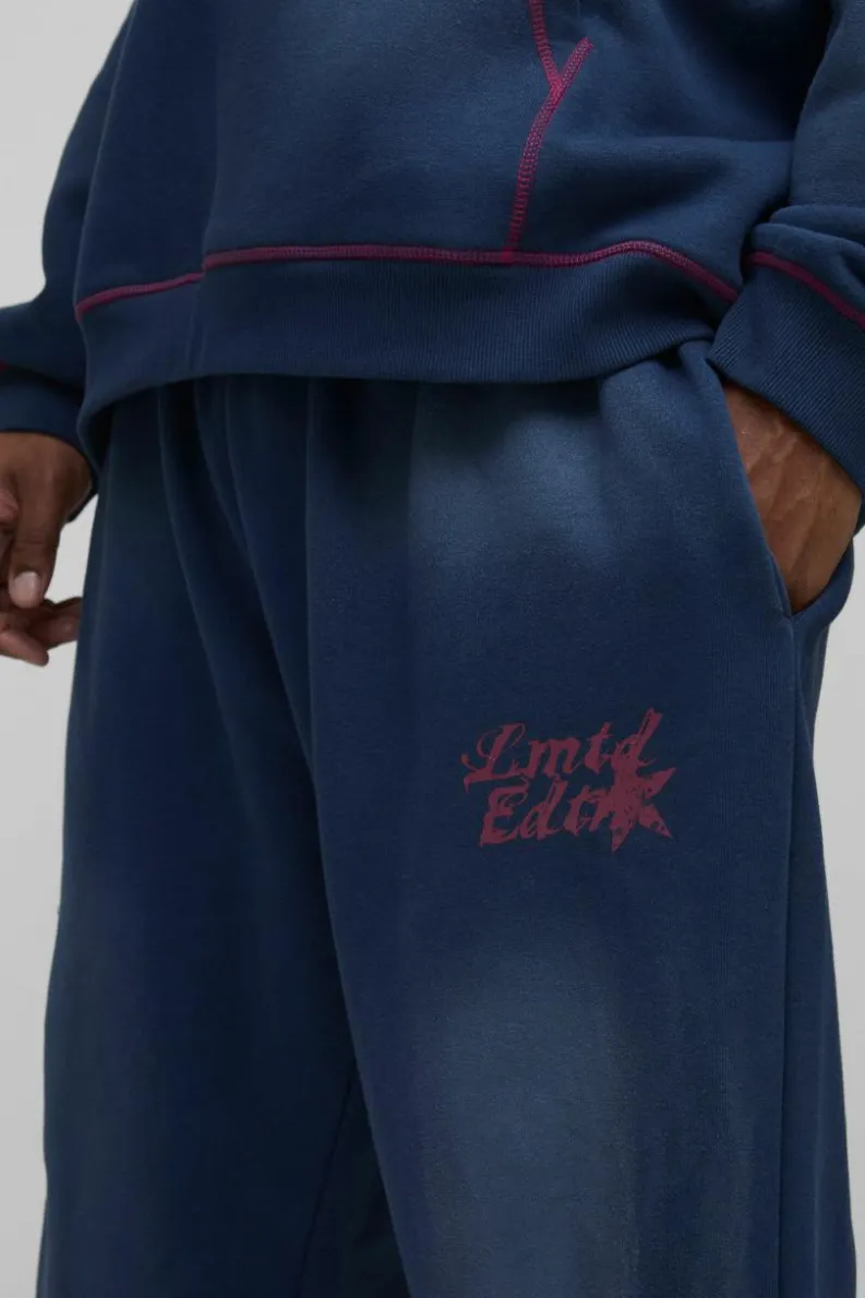 Discount boohooMAN Plus Oversized Contrast Stitch Limited Spray Wash Jogger navy
