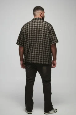 Best Sale boohooMAN Plus Oversized Dogtooth Boucle Shirt charcoal