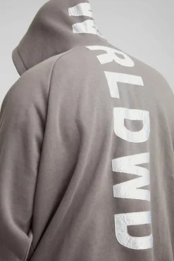 Hot boohooMAN Plus Oversized Raglan Satin Applique WRLDWD Zip Thru Hoodie charcoal
