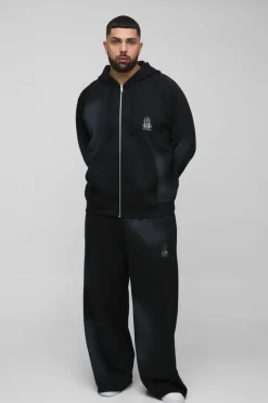Outlet boohooMAN Plus Oversized Raglan Zip Thru Embroidered Spray Wash Hooded Tracksuit black